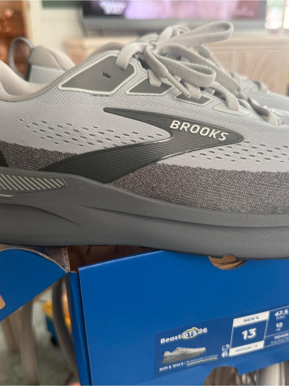 Brooks Men’s Gray Athletic Running Shoes